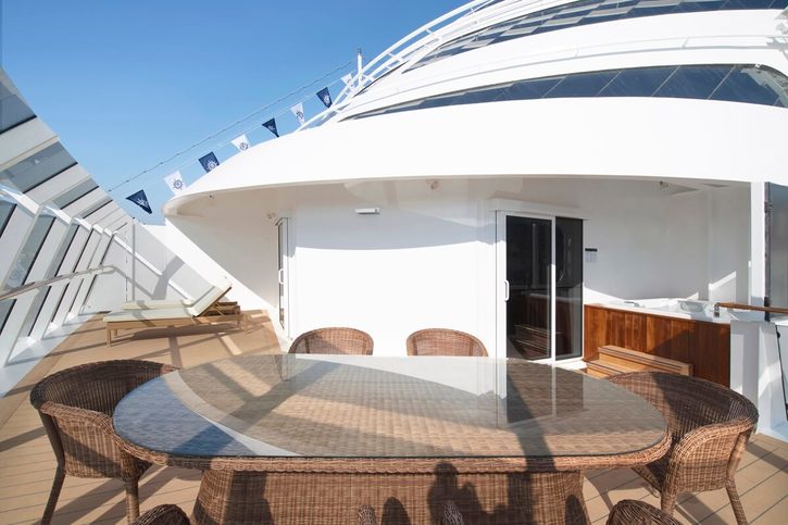 Apartmán MSC Yacht Club Royal s vírivkou (YC3), balkón – MSC Bellissima